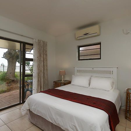 My Den Beachfront B&B And Self-Catering Port Shepstone Εξωτερικό φωτογραφία