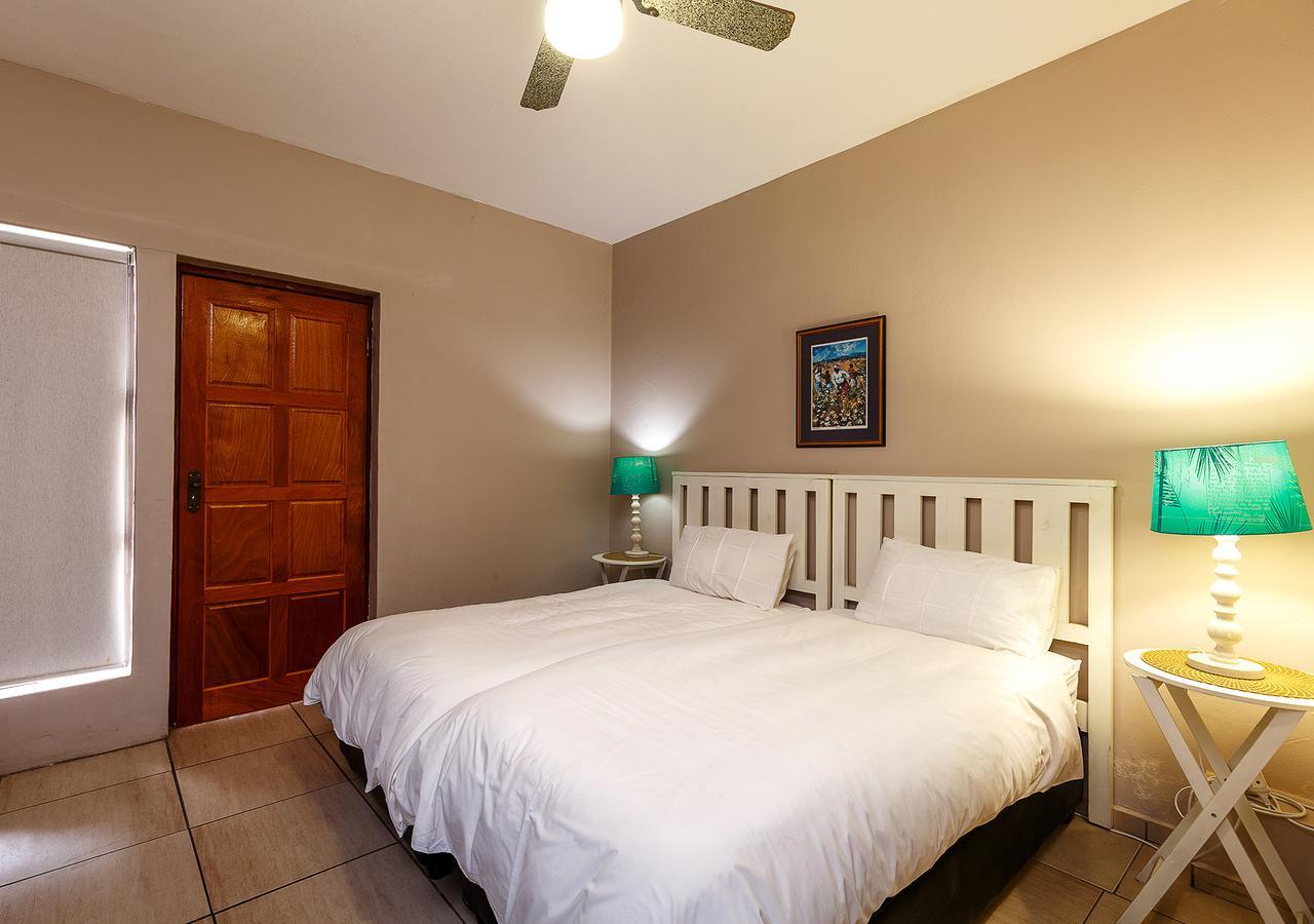 My Den Beachfront B&B And Self-Catering Port Shepstone Εξωτερικό φωτογραφία